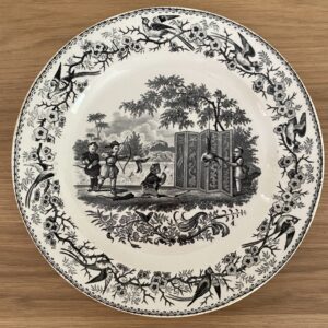 Assiette "Enfants chinois jouant aux archers", Boch Luxembourg, 19è siècle