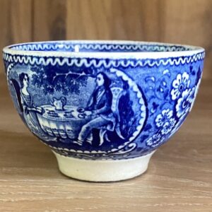 Petit bol en faïence fine, 19ème siècle