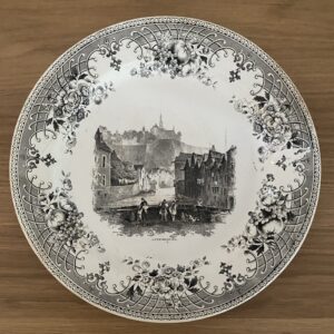 Assiette en faïence fine, Luxembourg, Boch Luxembourg 19è siècle