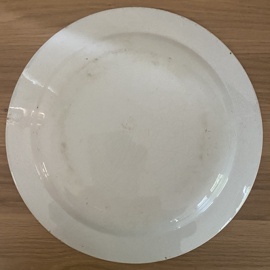 Plat rond en faïence fine, Chinois, Boch Luxembourg 19è siècle – Image 2