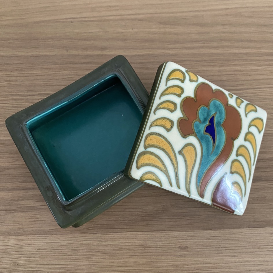 Bonbonnière Gouda, Art Déco – Image 4