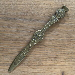 Coupe-papier en bronze, néo-classique
