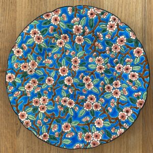Assiette en Emaux de Longwy, Fleurs de pommier