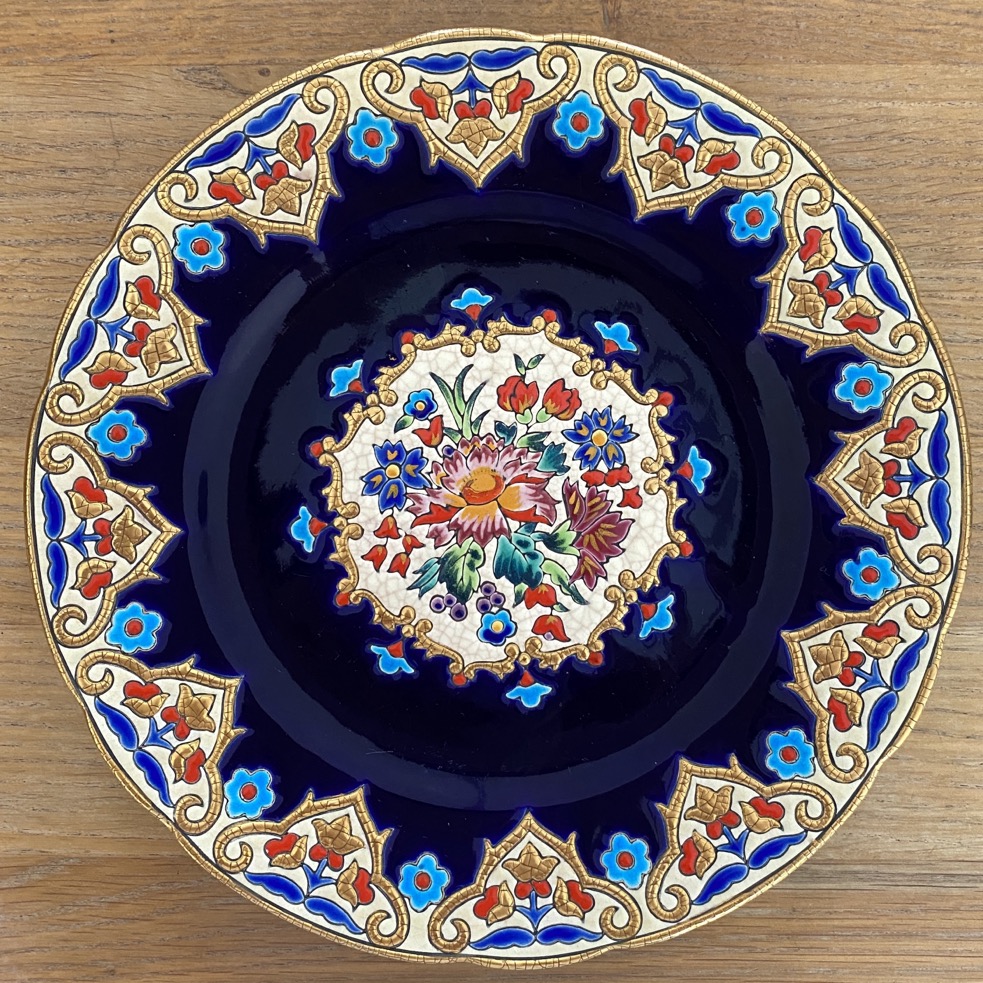 Assiette en Emaux de Longwy, Renaissance, Chevallier